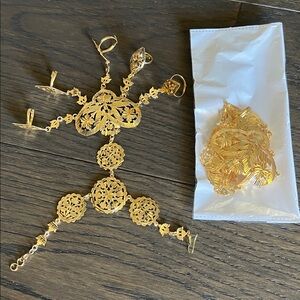 Elegant Gold Hand Chain Bracelet